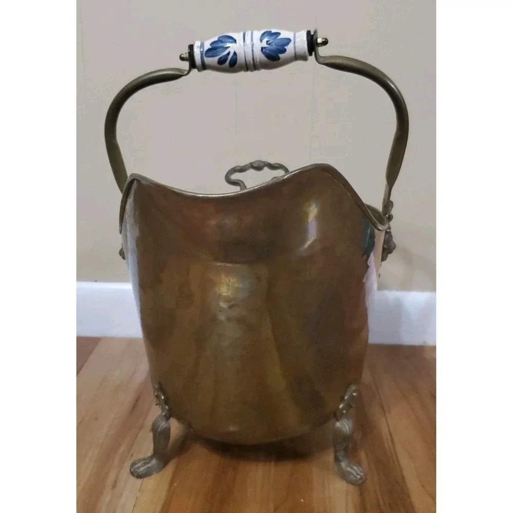 Vintage Brass Coal Scuttle‎ Bucket Lion Head Claw Feet Ceramic Handle
